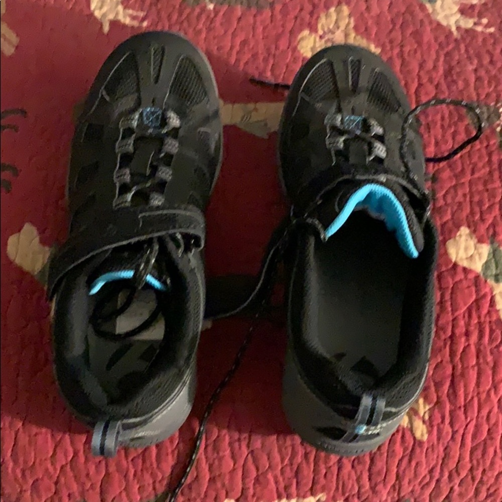 Spin sneakers - Picture 4 of 4